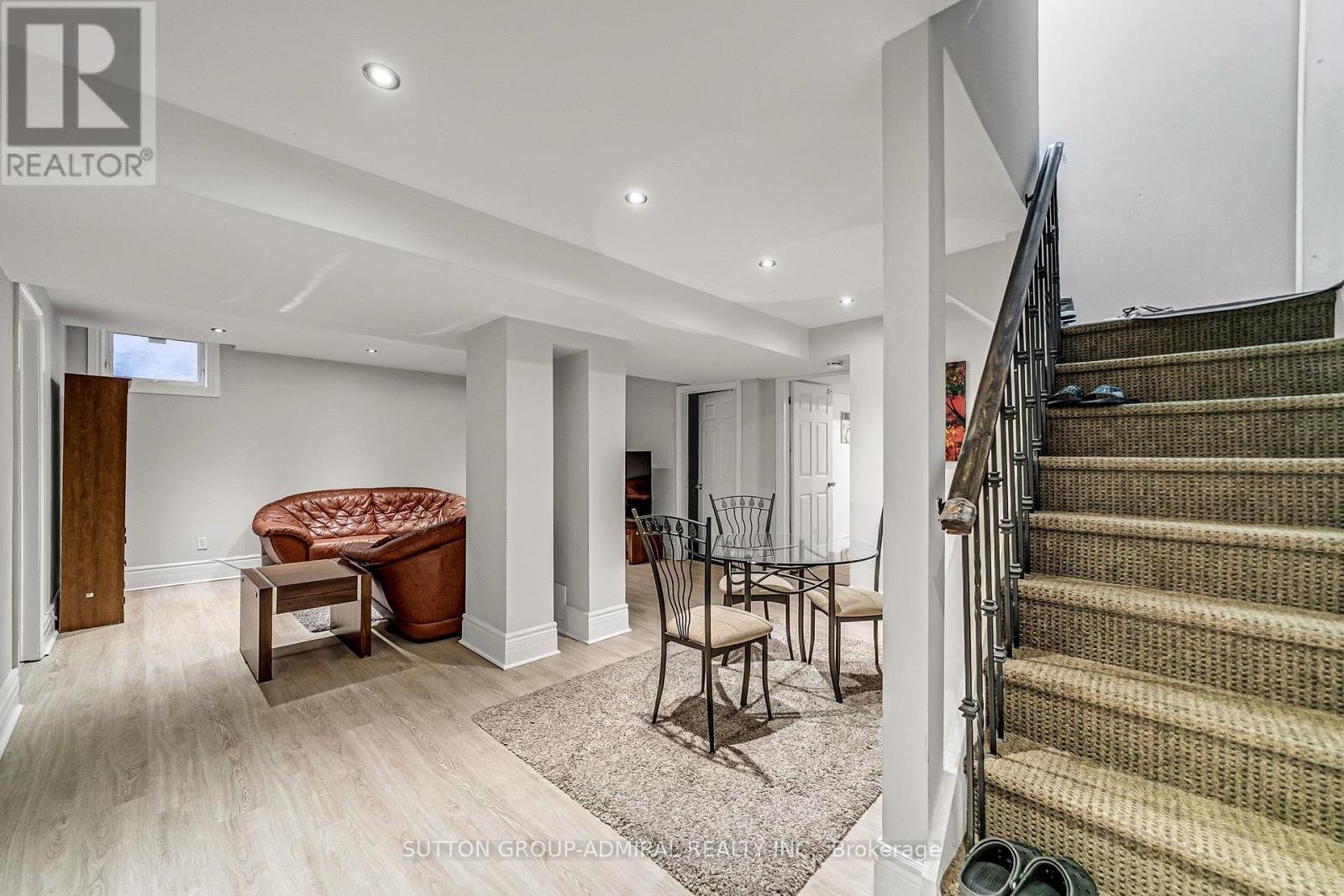 18 Buckhorn Avenue, Richmond Hill, Ontario L4C 0E3 - Photo 37 - N13778978
