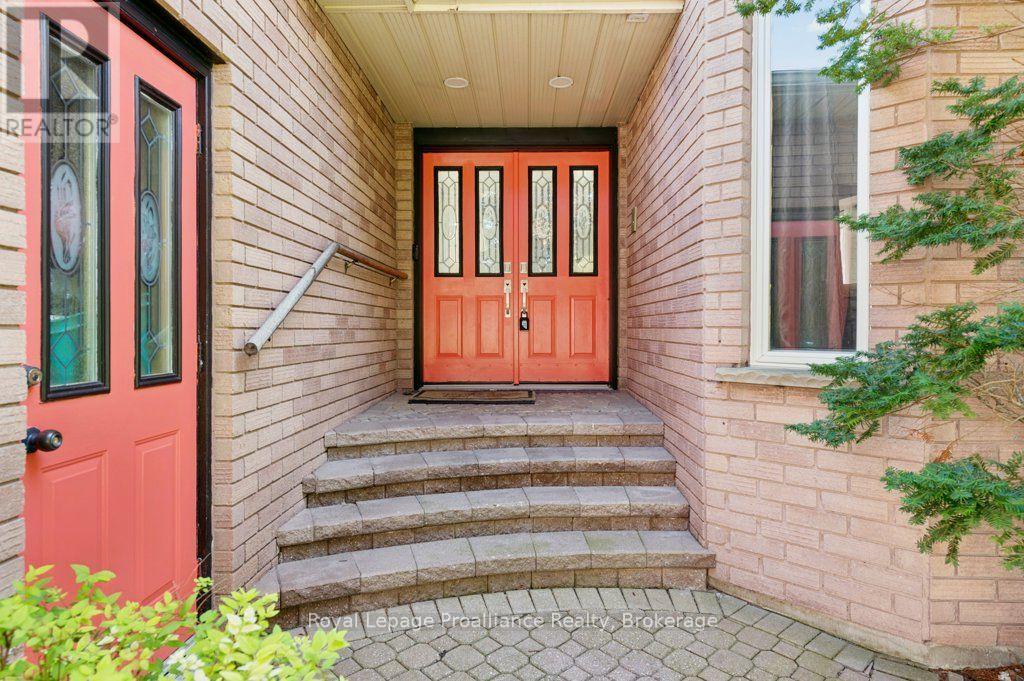 6 Bridlewood Lane, Quinte West, Ontario K8V 6N4 - Photo 3 - X13709502