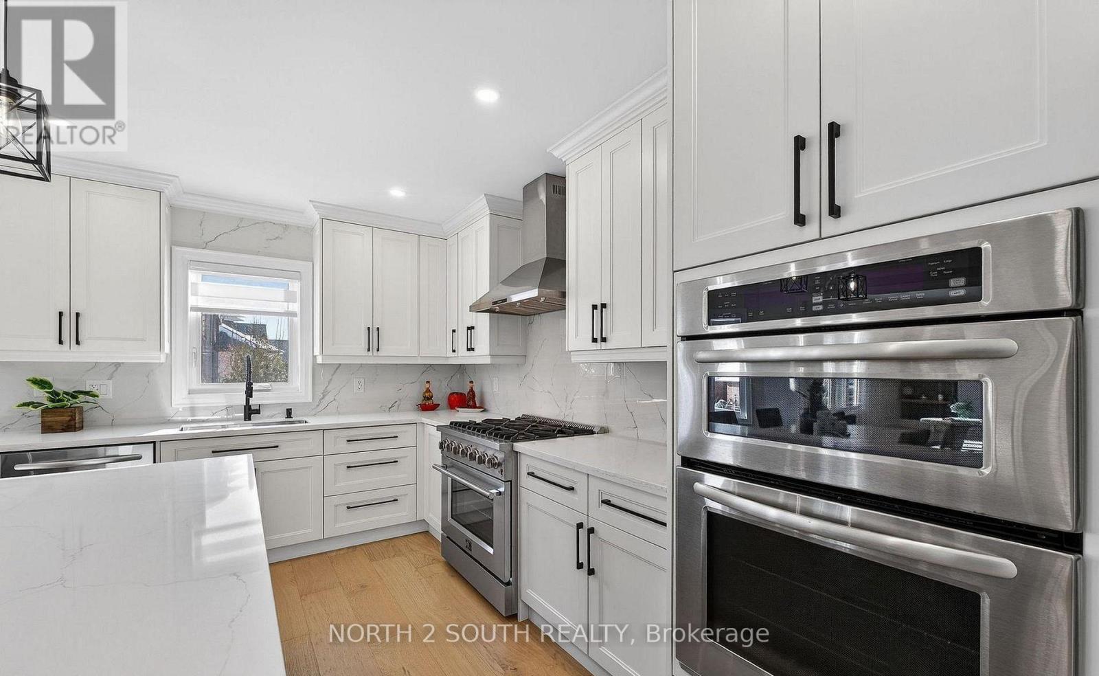 372 Crofters Road, Vaughan, Ontario  L4L 8Y3 - Photo 10 - N13779178