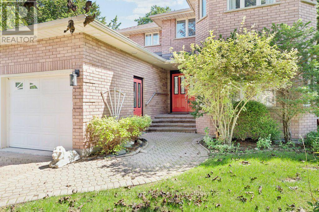 6 Bridlewood Lane, Quinte West, Ontario K8V 6N4 - Photo 1 - X13709502