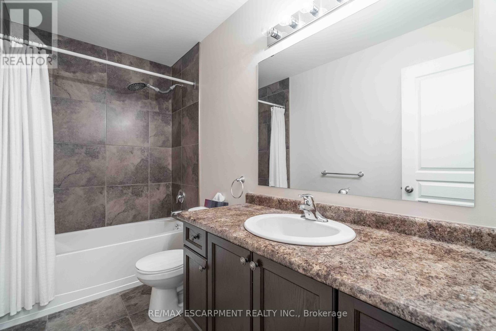134 Palacebeach Trail, Hamilton, Ontario  L8E 0C3 - Photo 25 - X13780220
