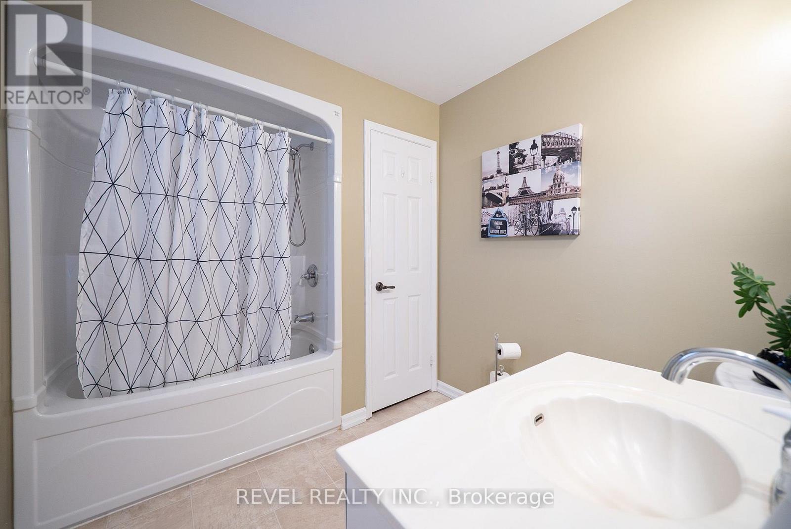 54 Dante Crescent, Brantford, Ontario  N3P 1B8 - Photo 25 - X13780266