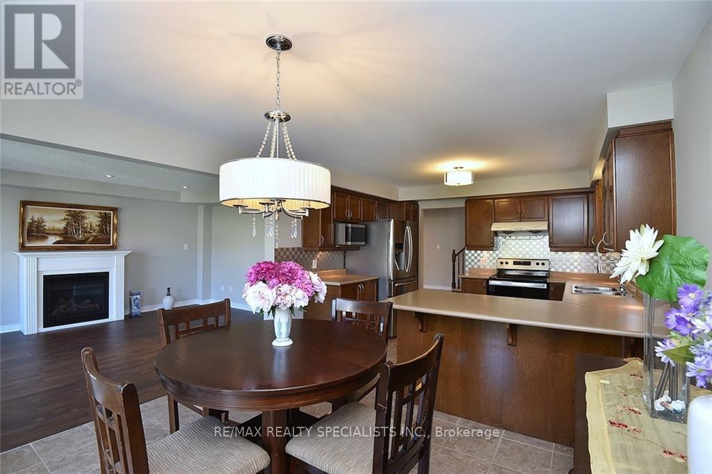 310 Brigadoon Drive, Hamilton, Ontario  L9C 0B7 - Photo 11 - X13780334