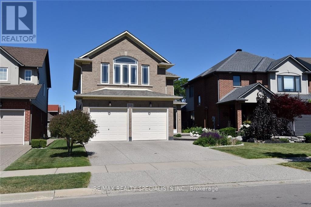 310 Brigadoon Drive, Hamilton, Ontario  L9C 0B7 - Photo 2 - X13780334