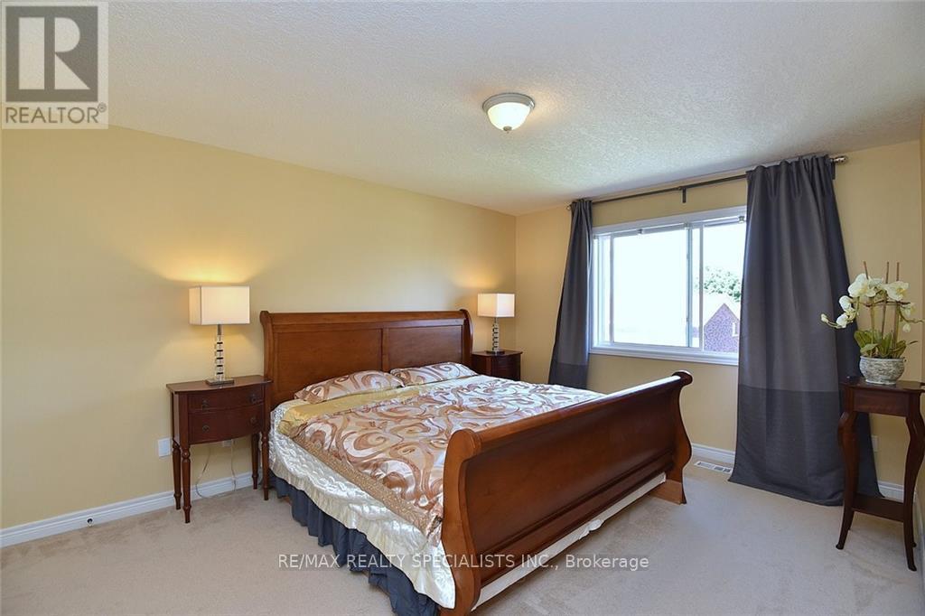 310 Brigadoon Drive, Hamilton, Ontario  L9C 0B7 - Photo 20 - X13780334