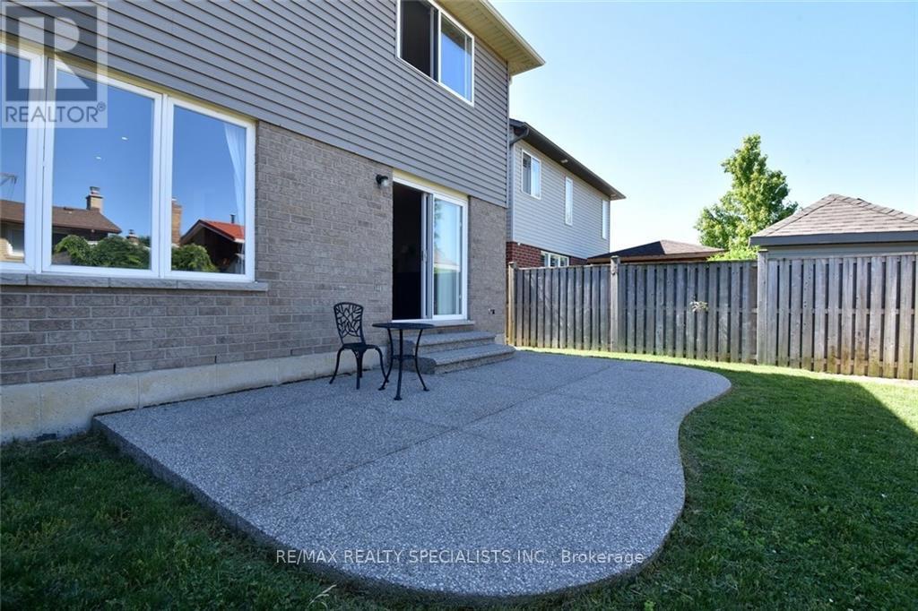 310 Brigadoon Drive, Hamilton, Ontario  L9C 0B7 - Photo 23 - X13780334