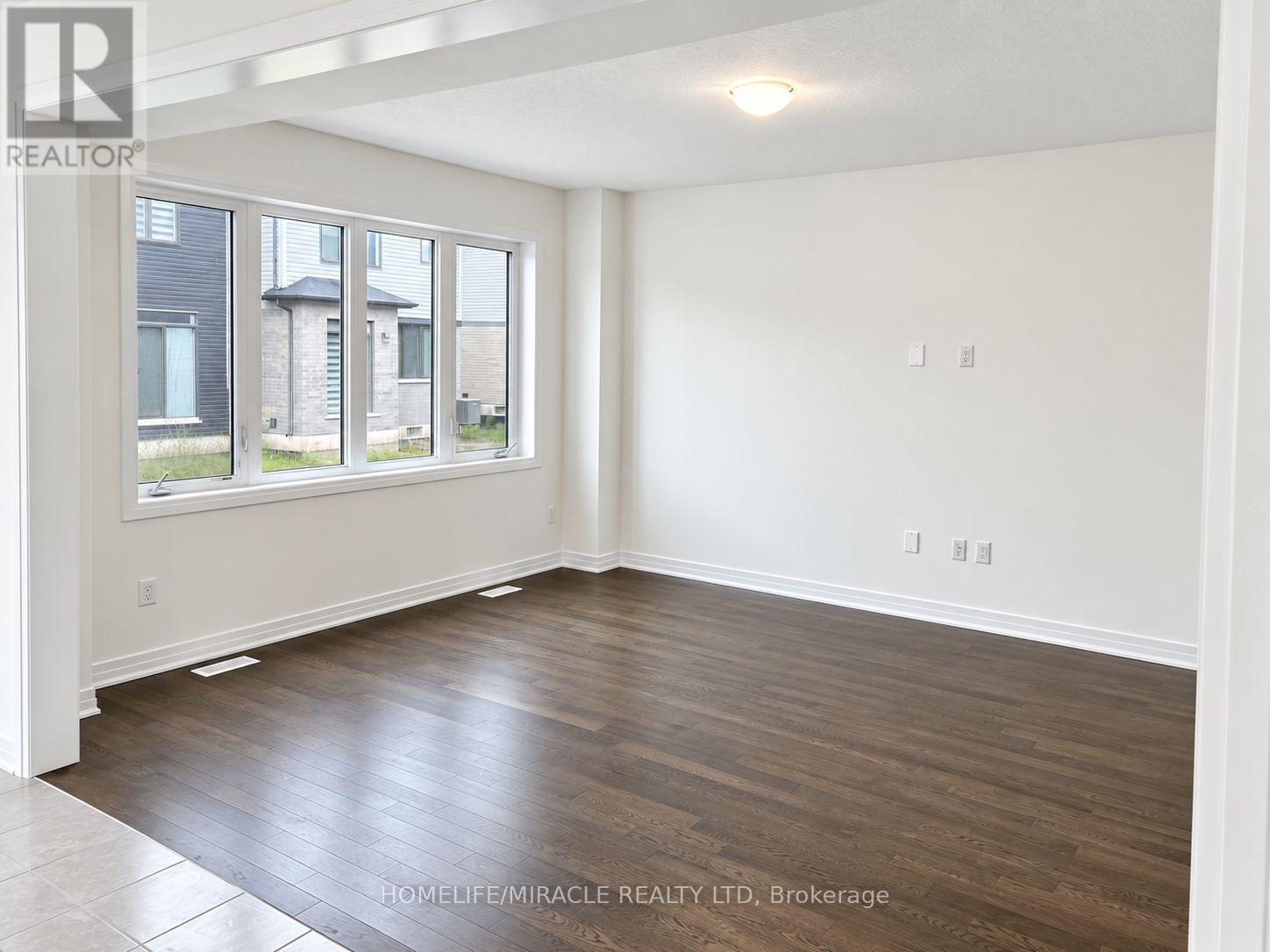 Main Floor - 154 Westbridge Avenue, Welland, Ontario  L3B 0P4 - Photo 2 - X13780336