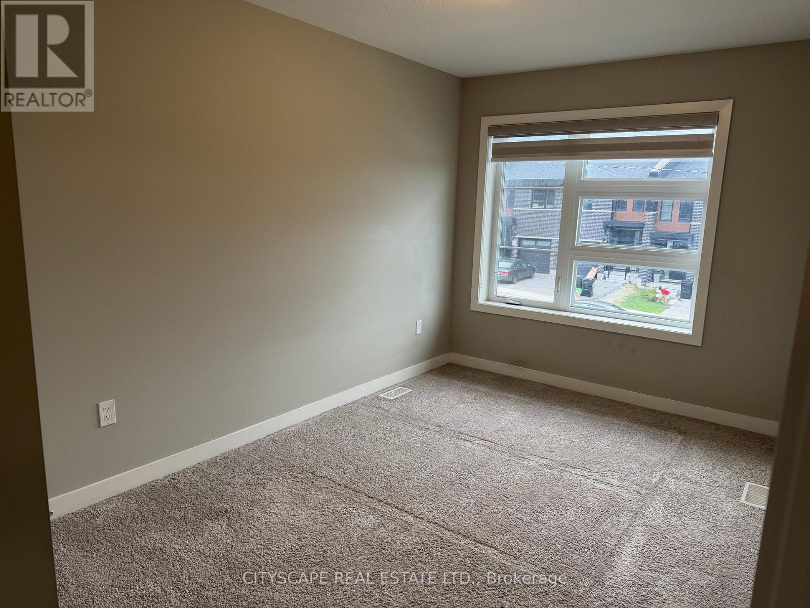 908 Robert Ferrie Drive, Kitchener, Ontario  N2R 0P2 - Photo 13 - X13780446