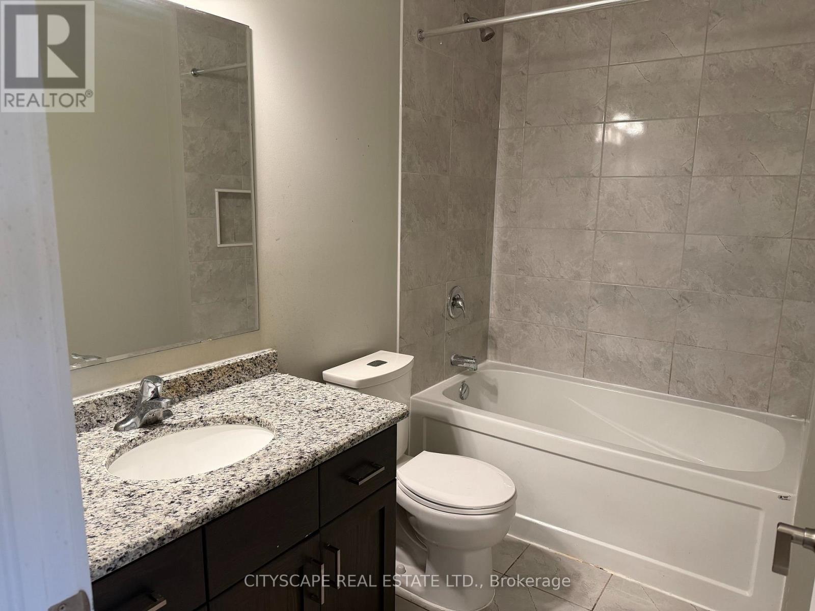 908 Robert Ferrie Drive, Kitchener, Ontario  N2R 0P2 - Photo 16 - X13780446