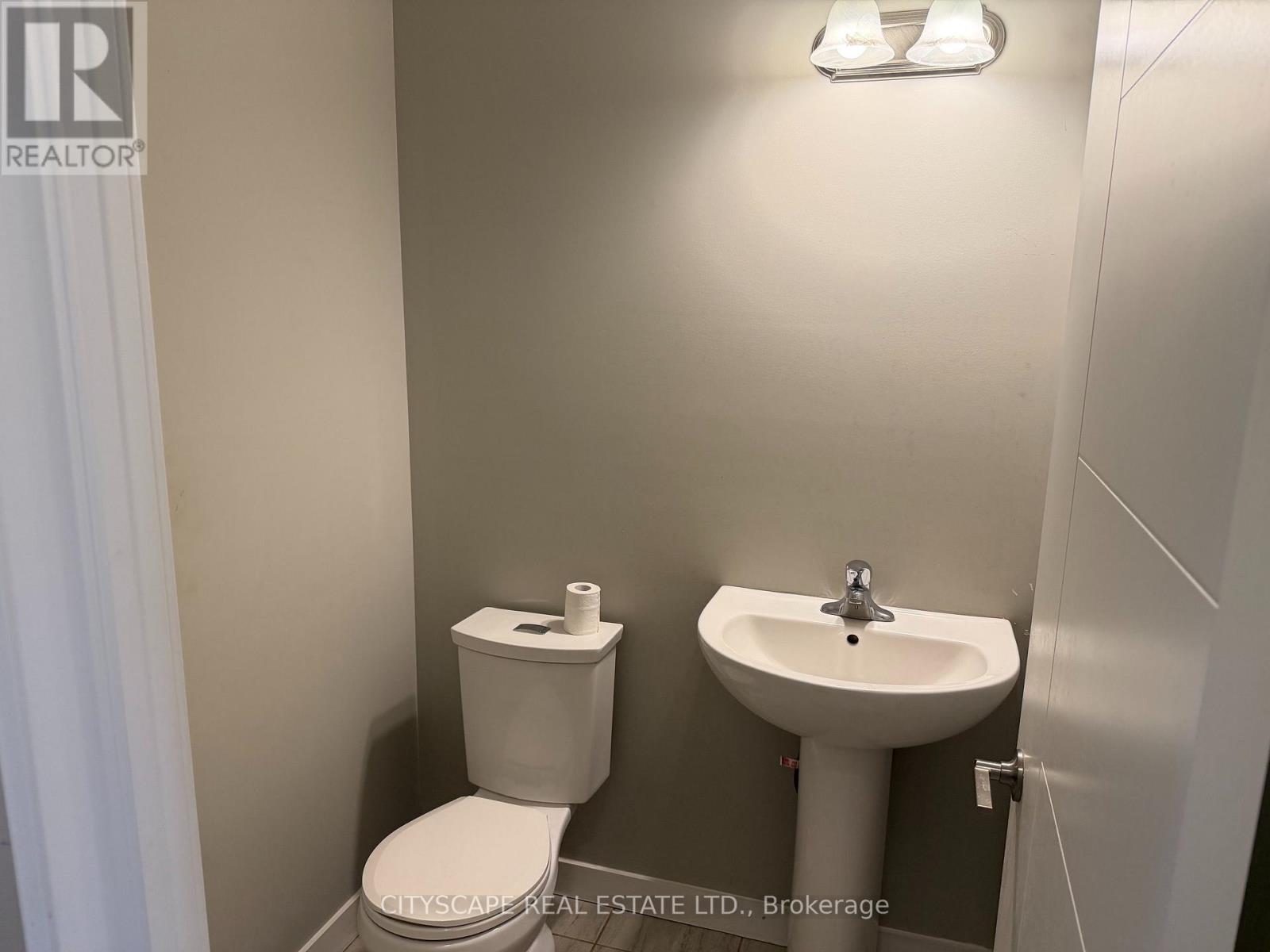 908 Robert Ferrie Drive, Kitchener, Ontario  N2R 0P2 - Photo 18 - X13780446