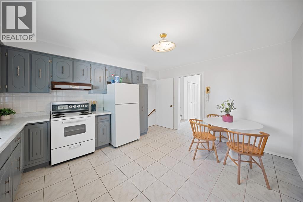 820 Alexander Street, Sarnia, Ontario  N7T 5H1 - Photo 15 - 26022506