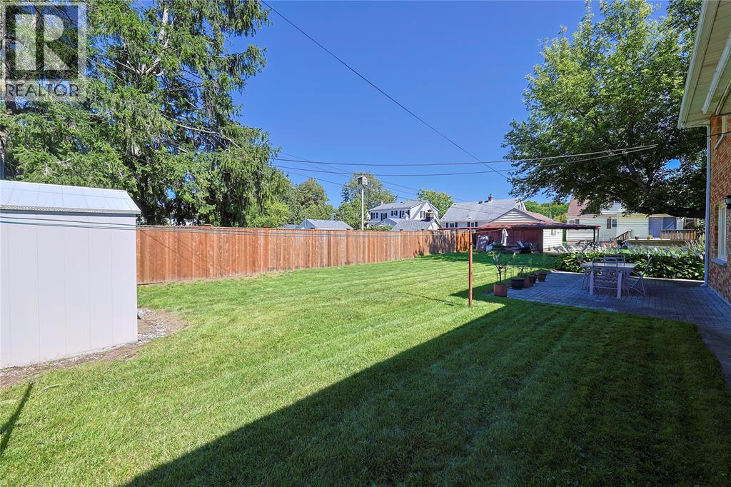 820 Alexander Street, Sarnia, Ontario  N7T 5H1 - Photo 5 - 26022506