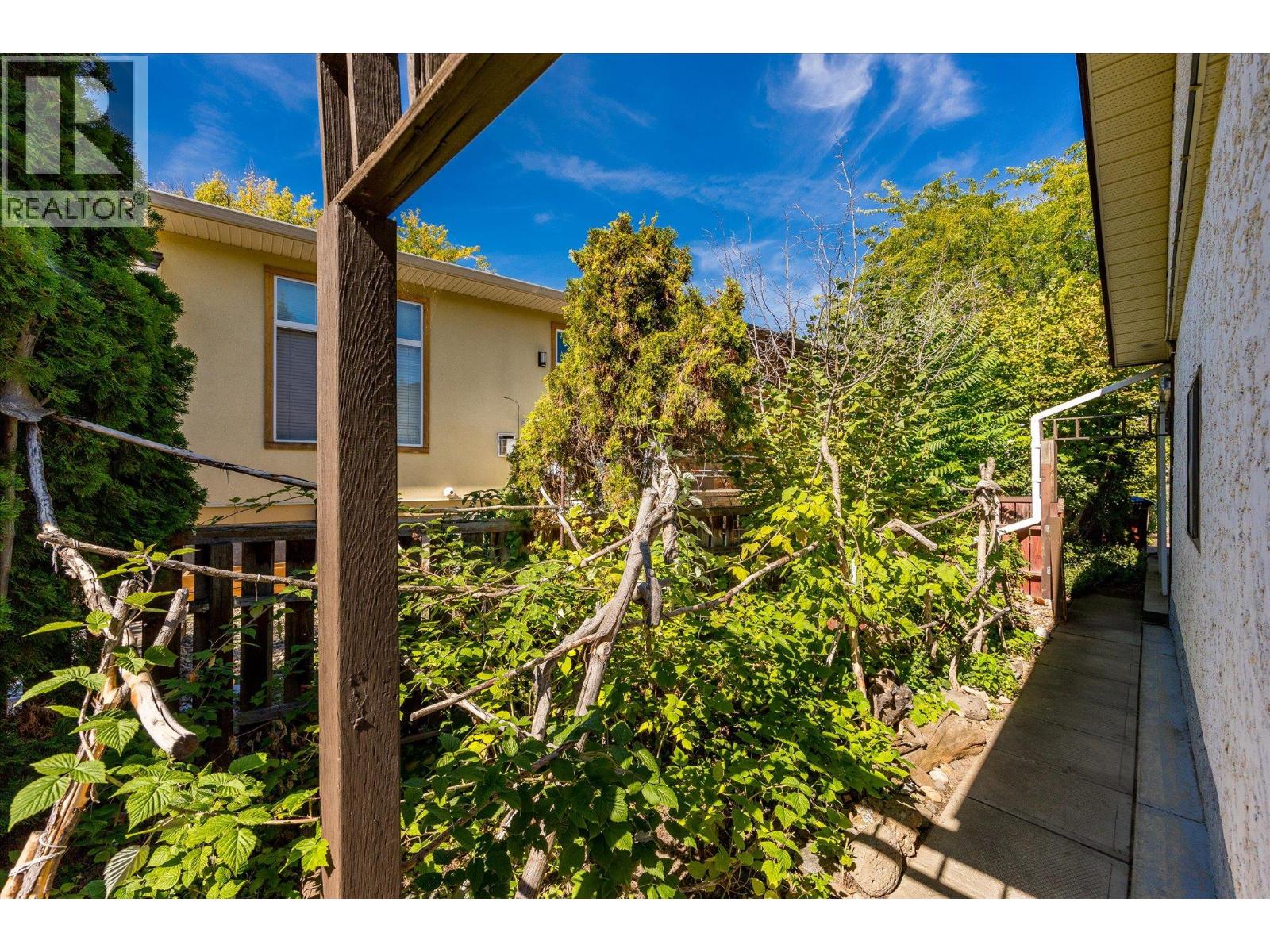 1485 Leaside Avenue, Kelowna, British Columbia  V1Y 3X5 - Photo 32 - 10400308
