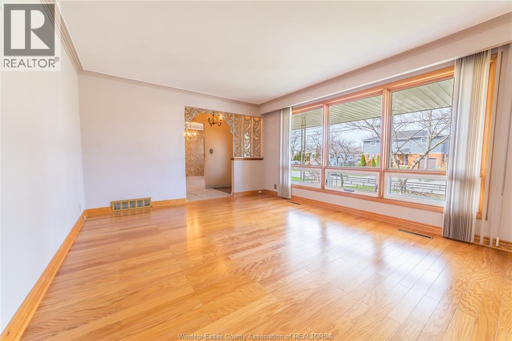 2666 Jos St. Louis, Windsor, Ontario  N8T 2M6 - Photo 4 - 26022447