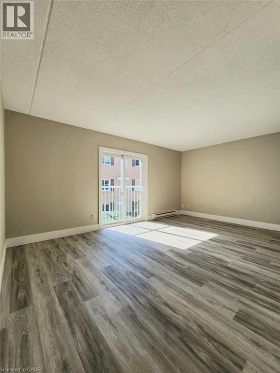 329 Northlake Drive Unit# 6, Waterloo, Ontario  N2V 1Z1 - Photo 10 - 40862012