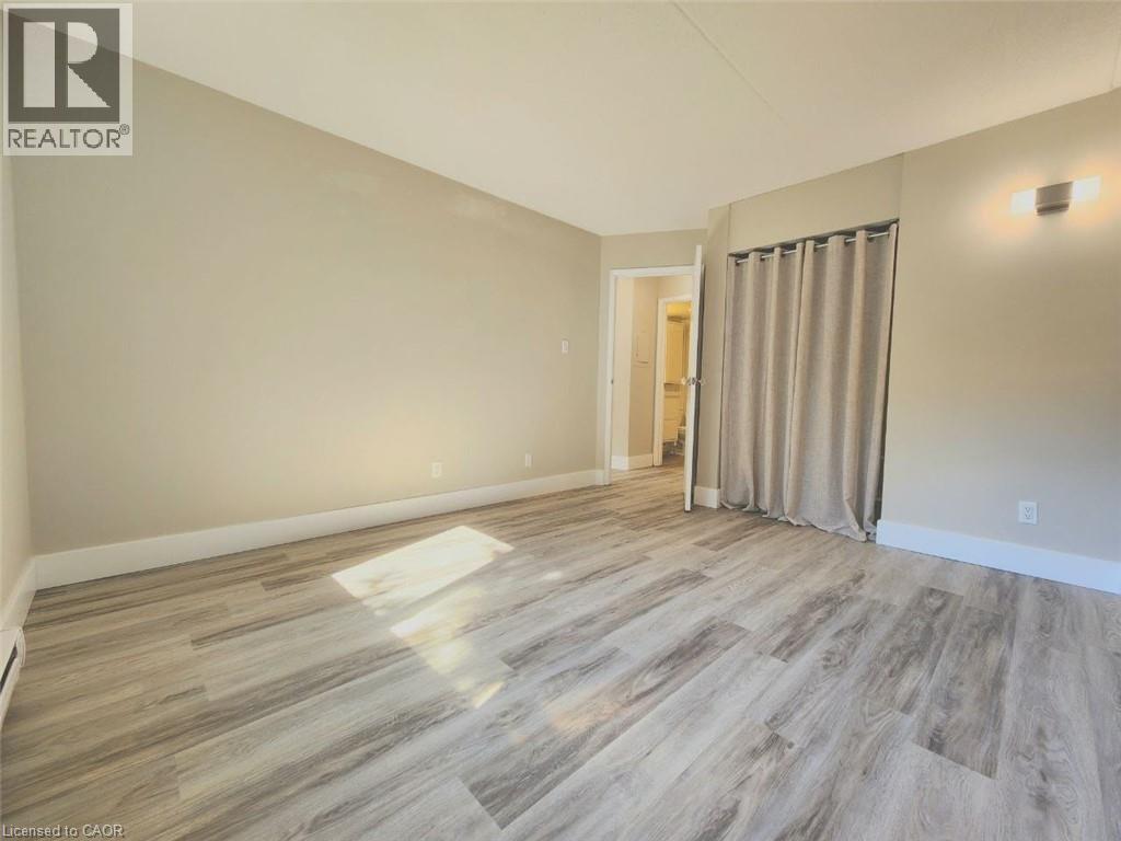 329 Northlake Drive Unit# 6, Waterloo, Ontario  N2V 1Z1 - Photo 14 - 40862012