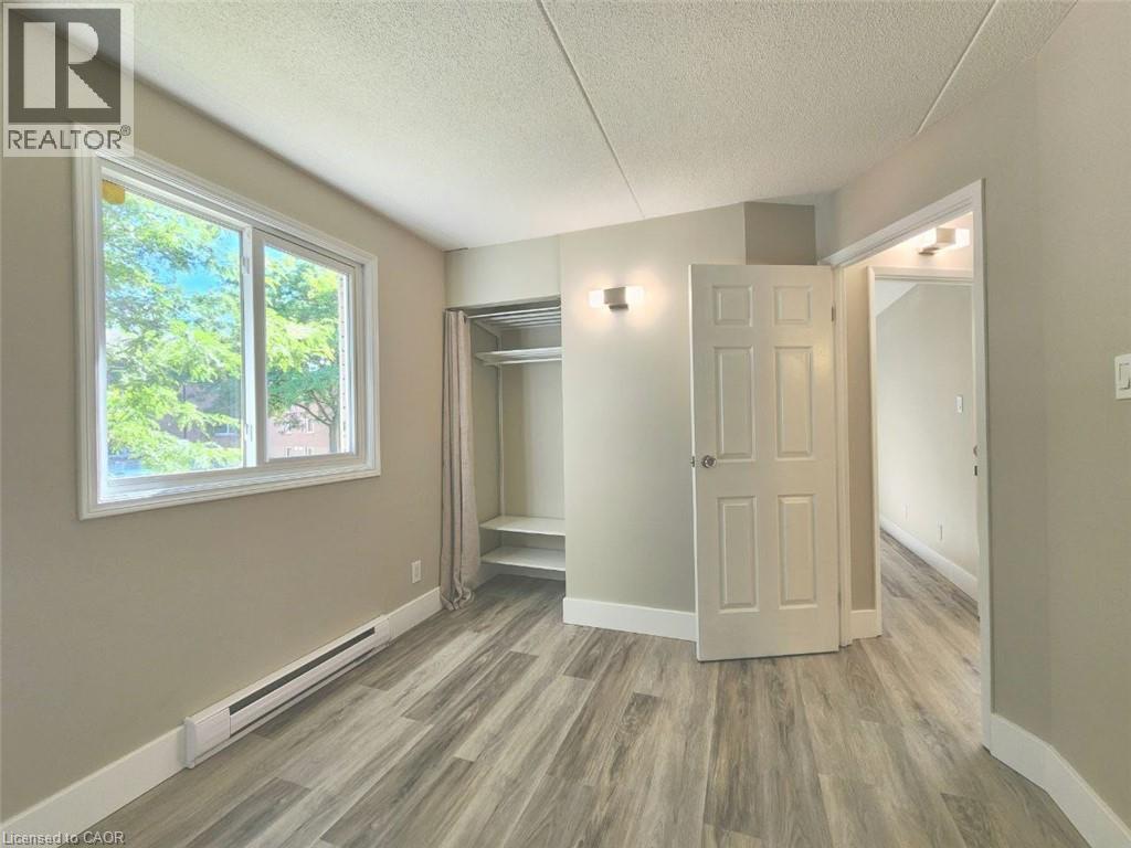 329 Northlake Drive Unit# 6, Waterloo, Ontario  N2V 1Z1 - Photo 17 - 40862012
