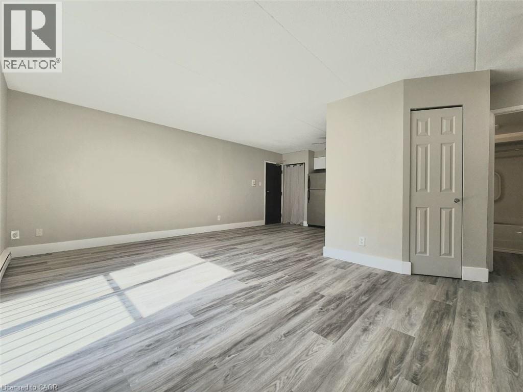329 Northlake Drive Unit# 6, Waterloo, Ontario  N2V 1Z1 - Photo 8 - 40862012