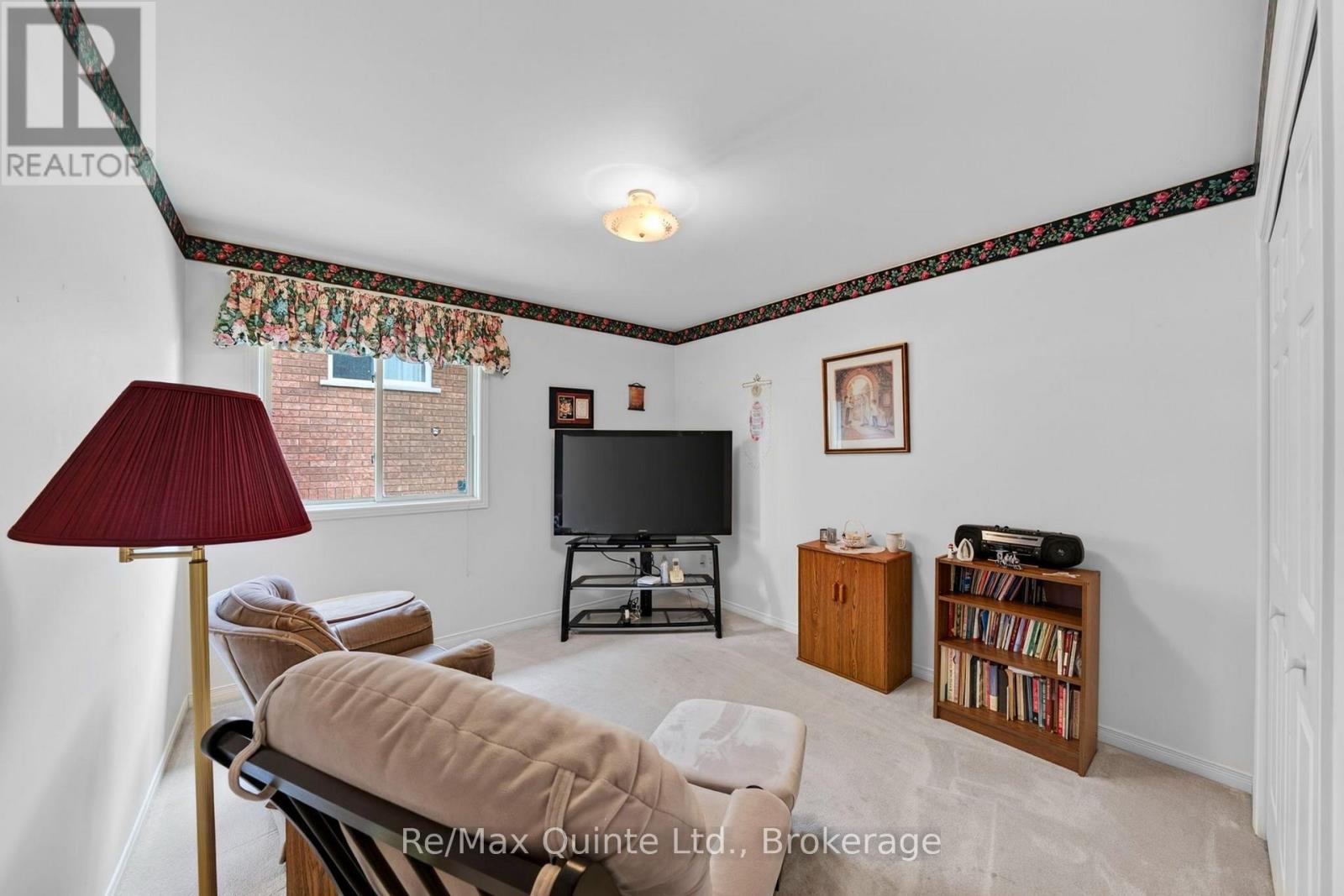 26 Oak Ridge Boulevard, Belleville (Belleville Ward), Ontario  K8N 5W1 - Photo 18 - X13780650