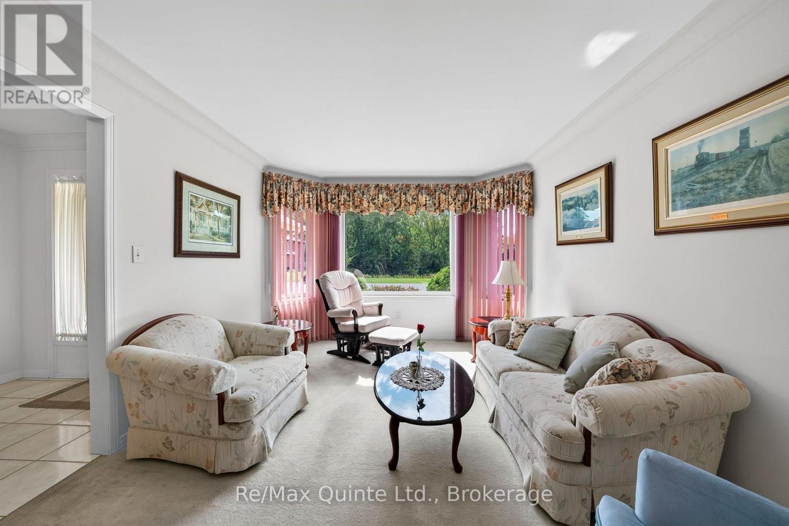 26 Oak Ridge Boulevard, Belleville (Belleville Ward), Ontario  K8N 5W1 - Photo 7 - X13780650