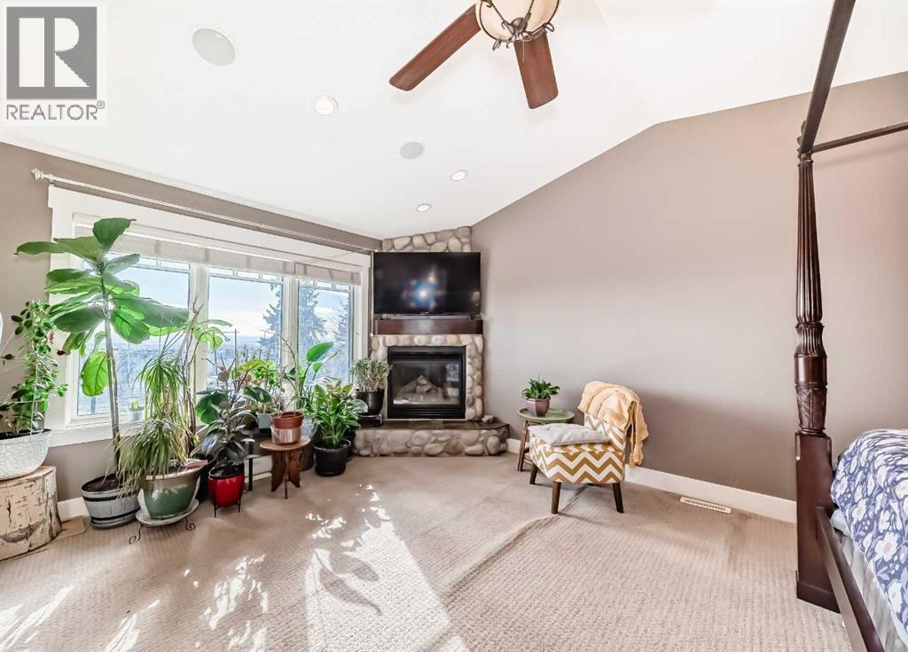 10909 Eamon Road NW, Calgary, Alberta  T3G 5H2 - Photo 14 - A2309549