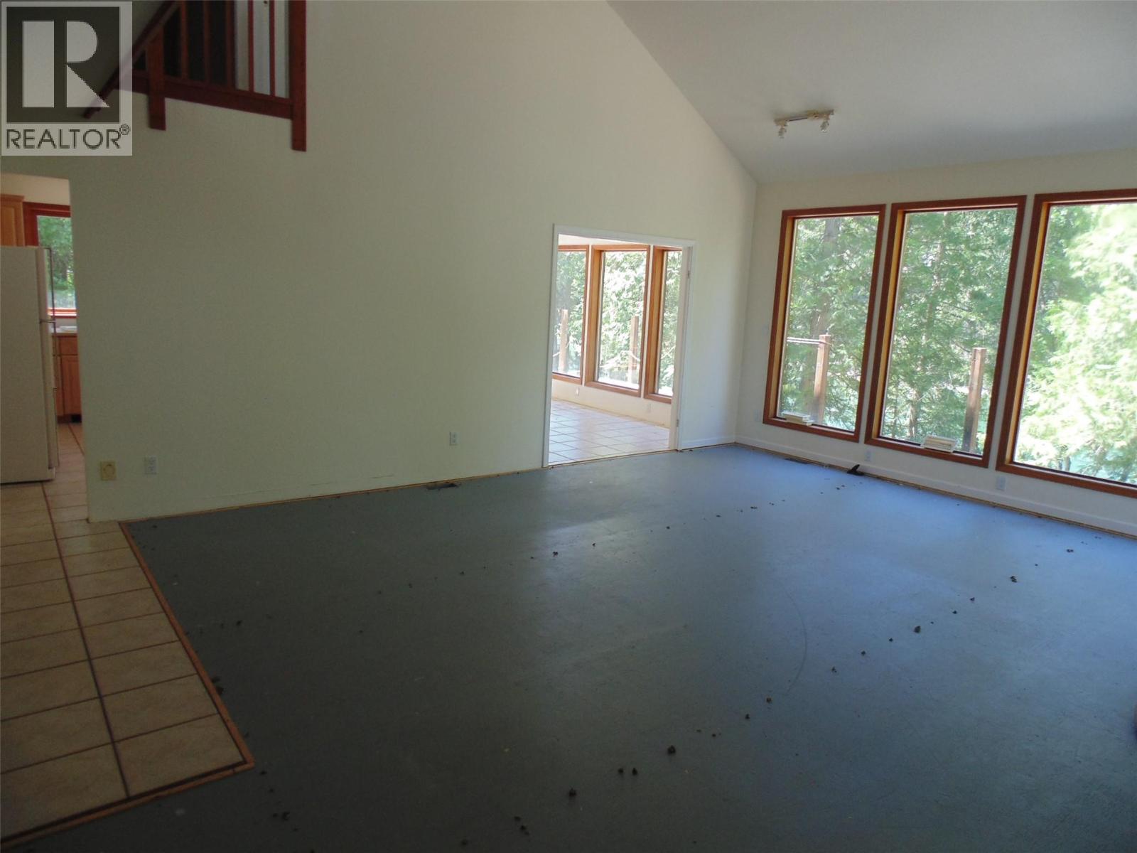 1415 Bridge Road, Crescent Valley, British Columbia  V0G 1H0 - Photo 6 - 10392793