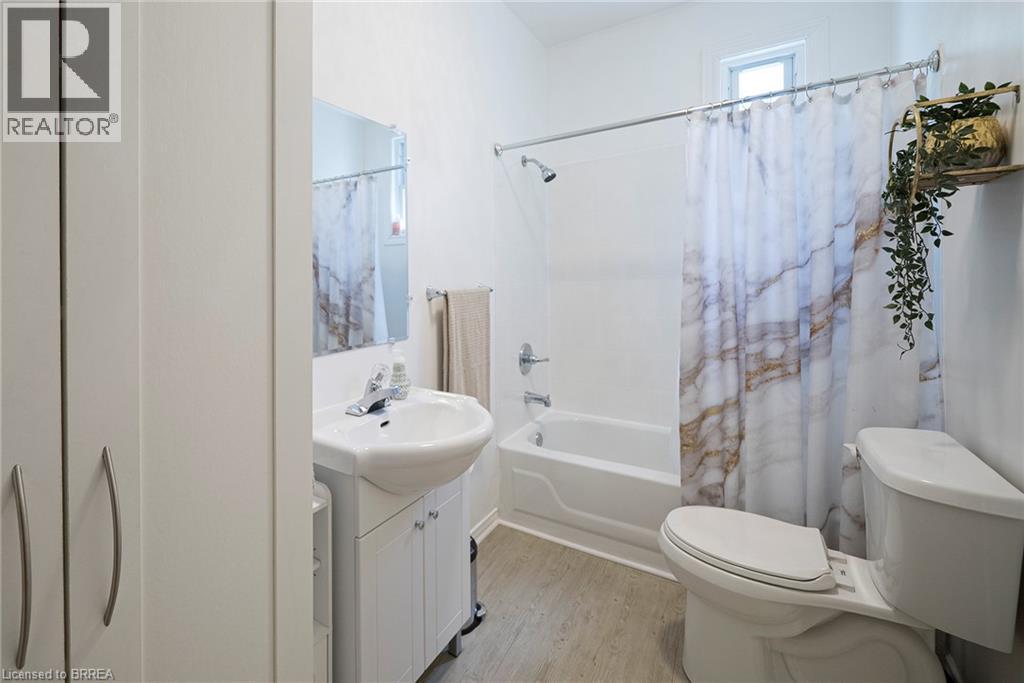 171 Drummond Street, Brantford, Ontario  N3S 6A6 - Photo 24 - 40862394