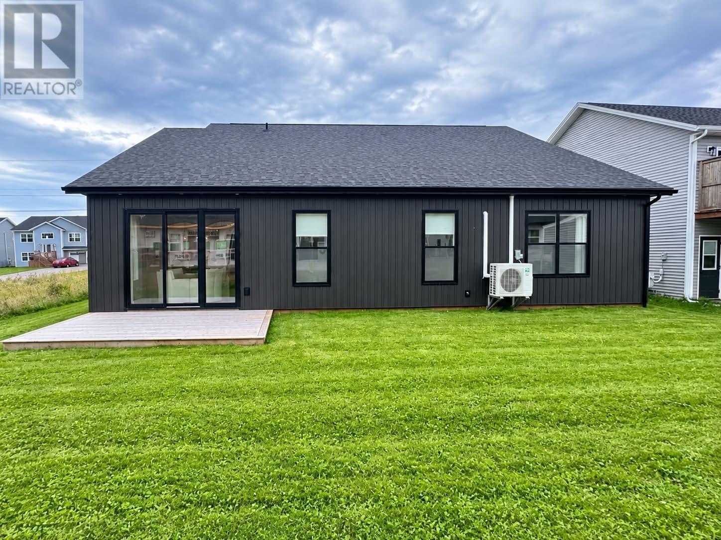 18 Neill Drive, Charlottetown, Prince Edward Island  C1A 9B2 - Photo 30 - 202613499