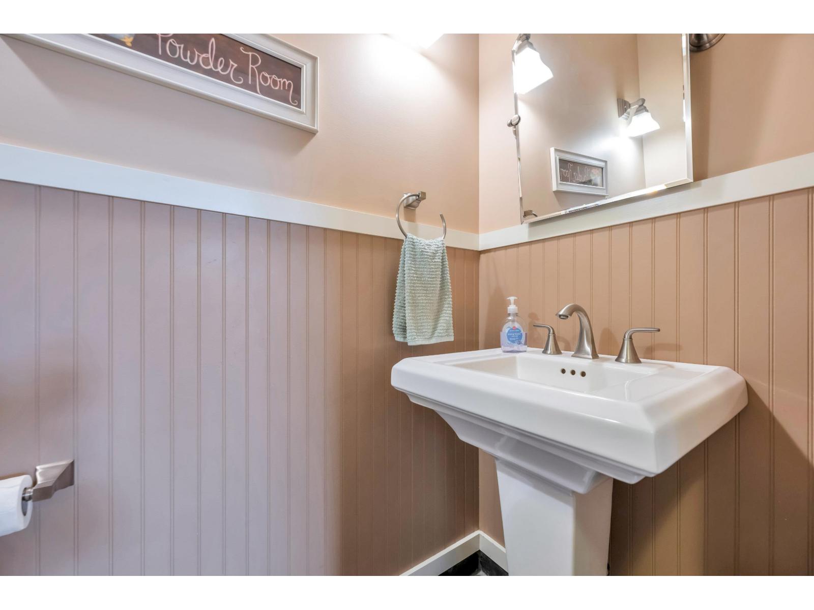 27110 35 Avenue, Langley, British Columbia  V4W 0A5 - Photo 15 - R3161954