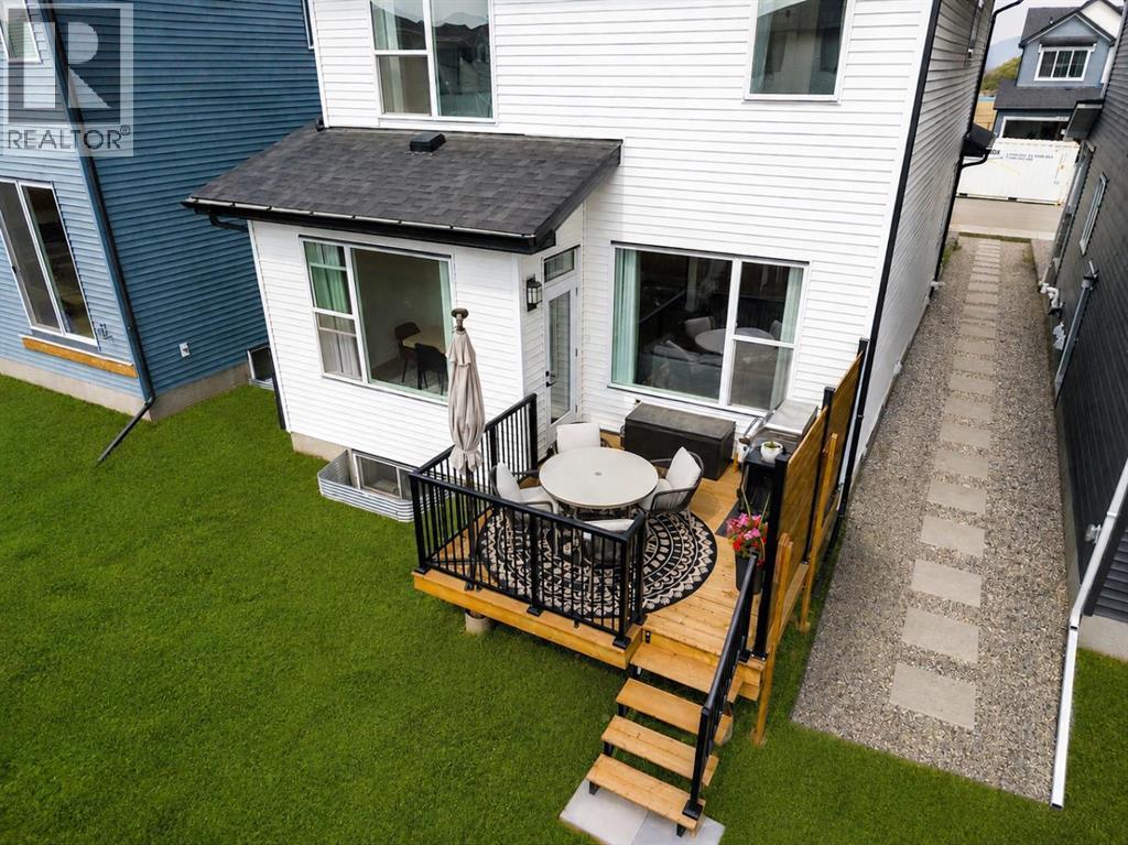 62 Southborough Crescent, Cochrane, Alberta  T4C 3J3 - Photo 38 - A2338667