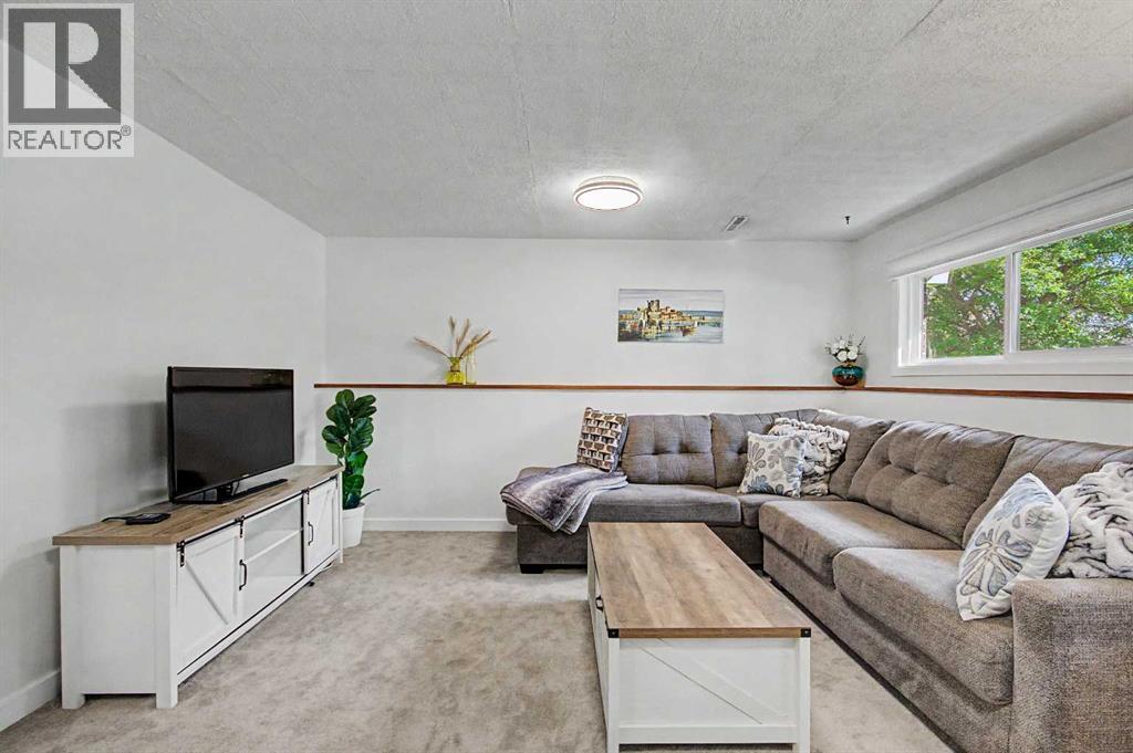 416 Allston Avenue Se, Calgary, Alberta  T2H 1R7 - Photo 28 - A2344415