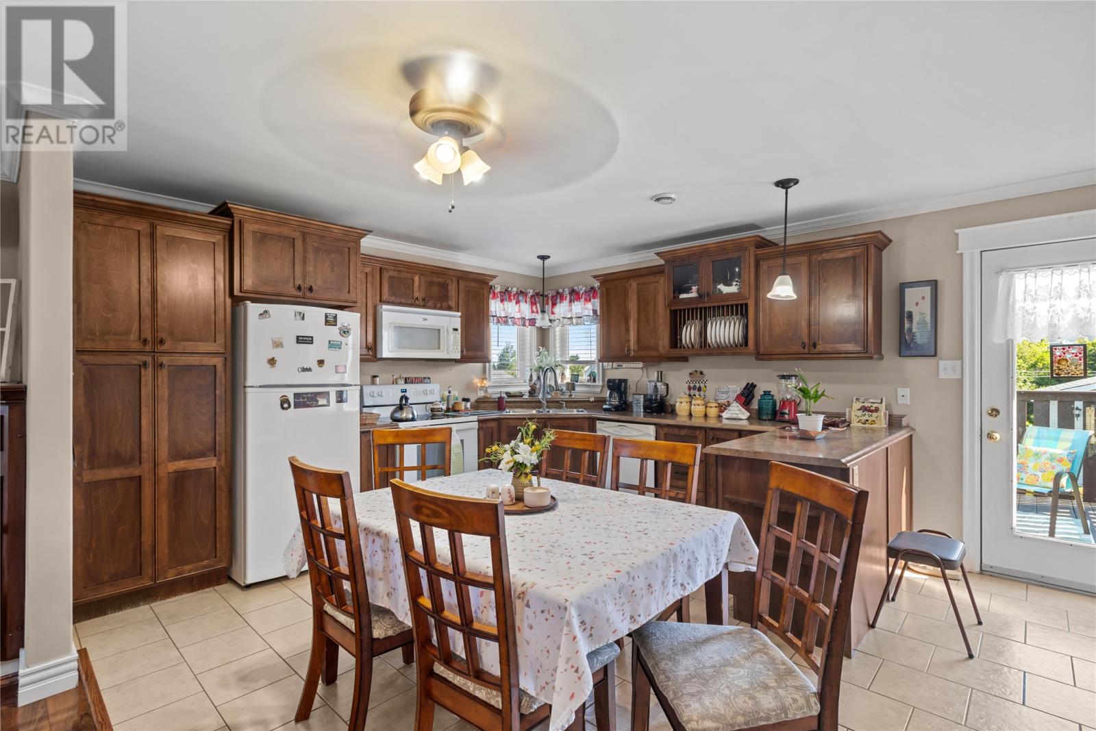 45 Peachytown Road, Conception Bay South — photo 6
