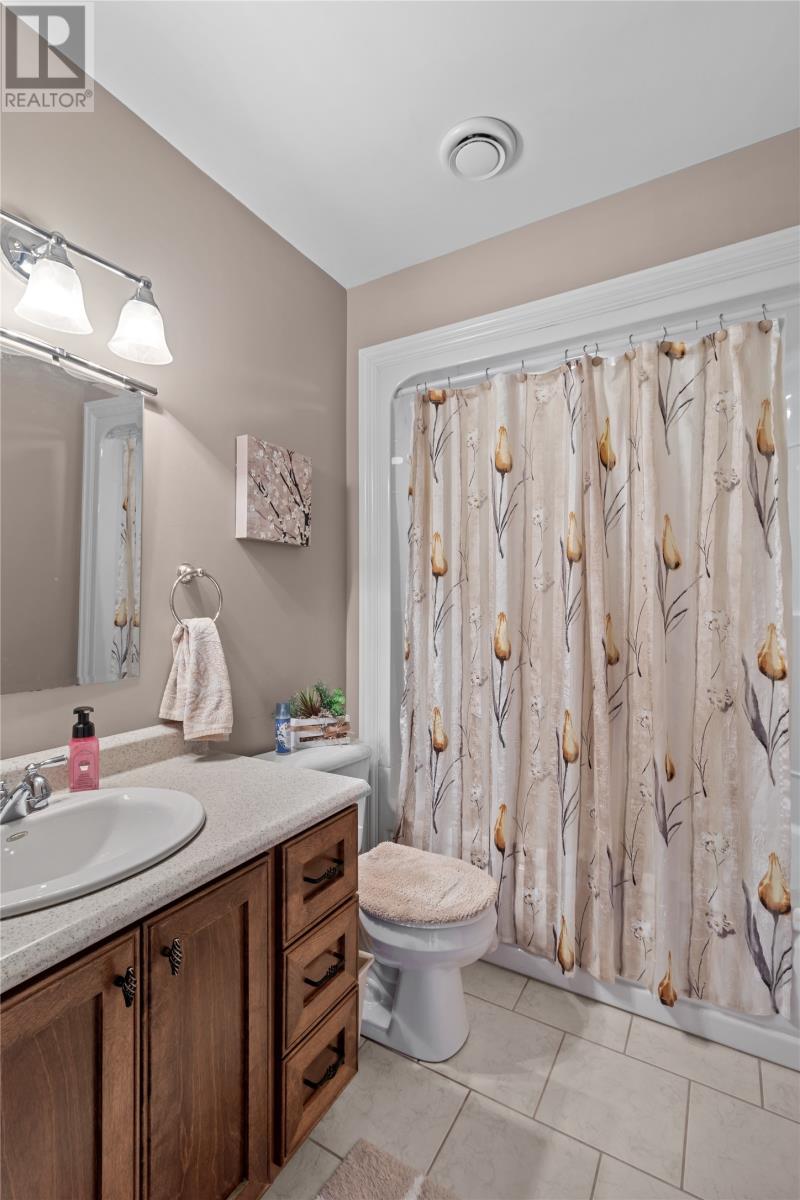 45 Peachytown Road, Conception Bay South — photo 9