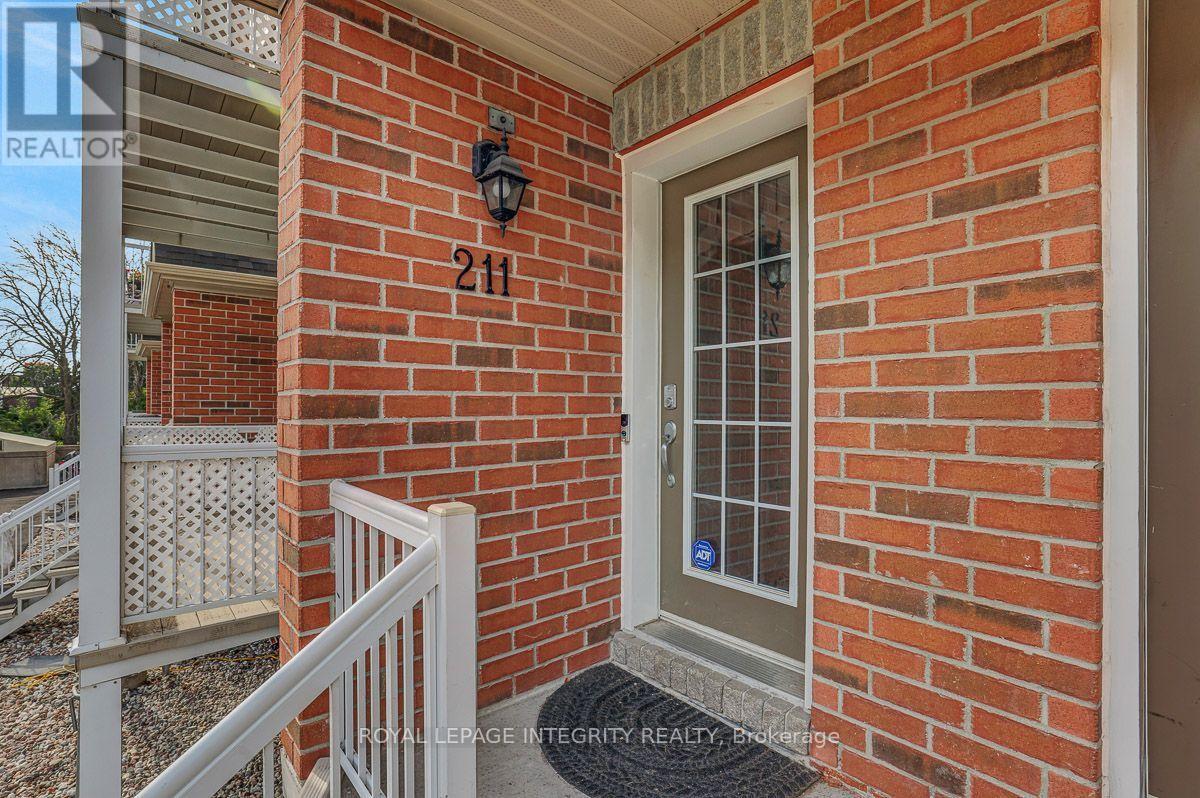 211 - 3275 St Joseph Boulevard, Ottawa, Ontario  K1E 3Y3 - Photo 2 - X13780542