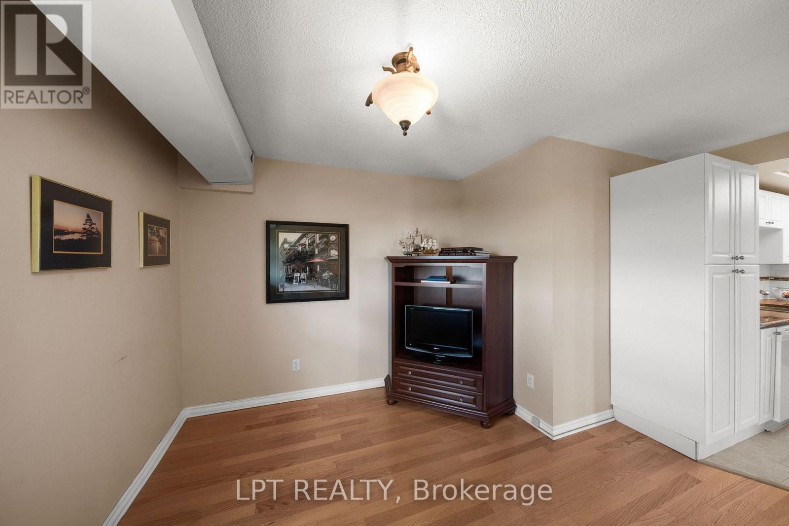 5 - 555 Brittany Drive, Ottawa, Ontario  K1K 4C5 - Photo 23 - X13780598
