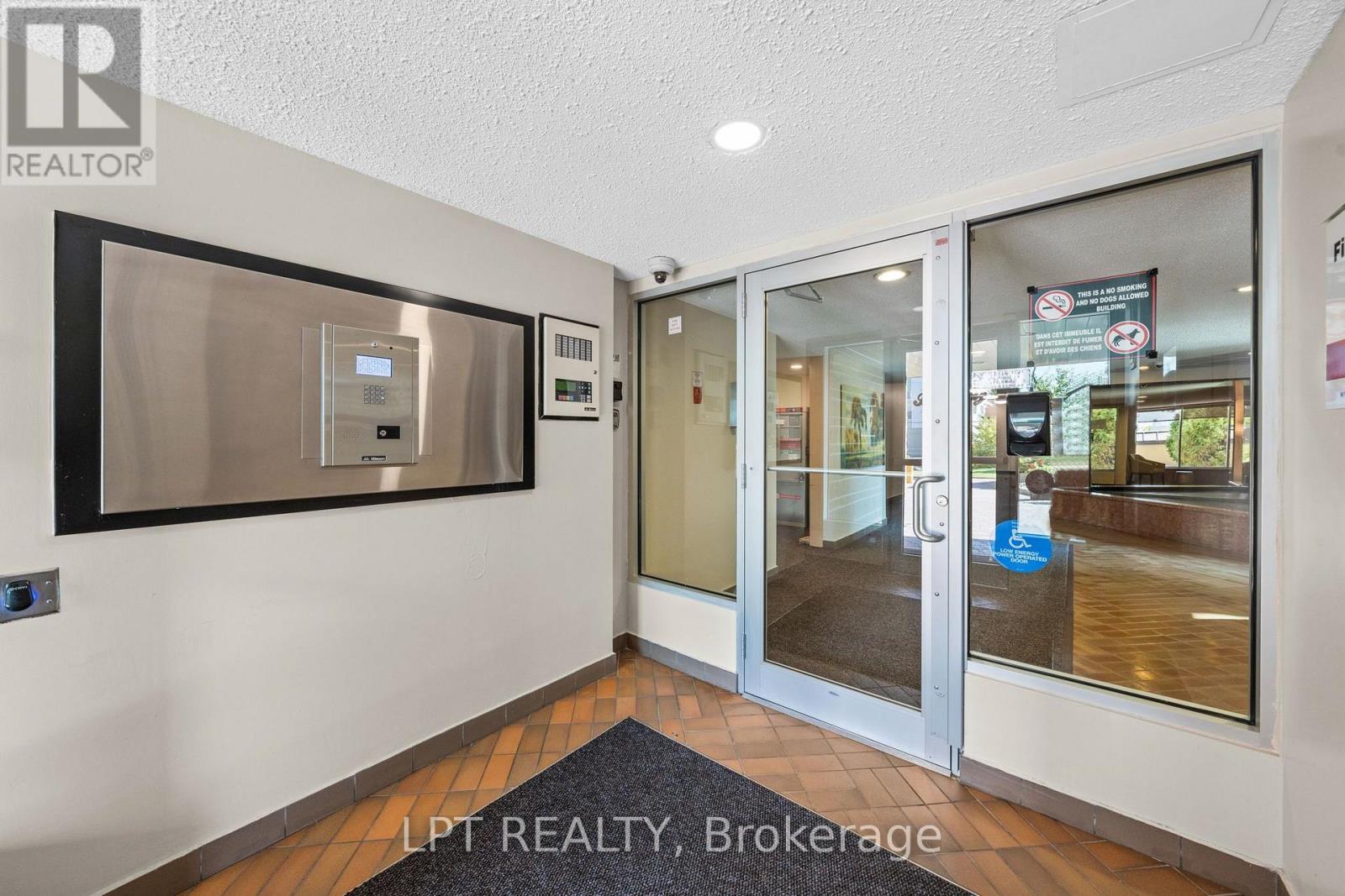 5 - 555 Brittany Drive, Ottawa, Ontario  K1K 4C5 - Photo 5 - X13780598