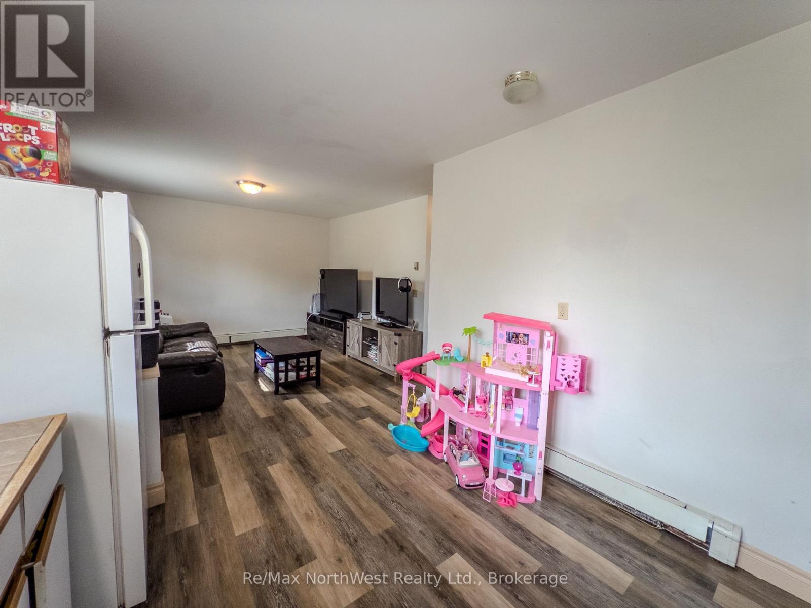 617 First Street S, Kenora (Central), Ontario  P9N 1E1 - Photo 14 - X13780586