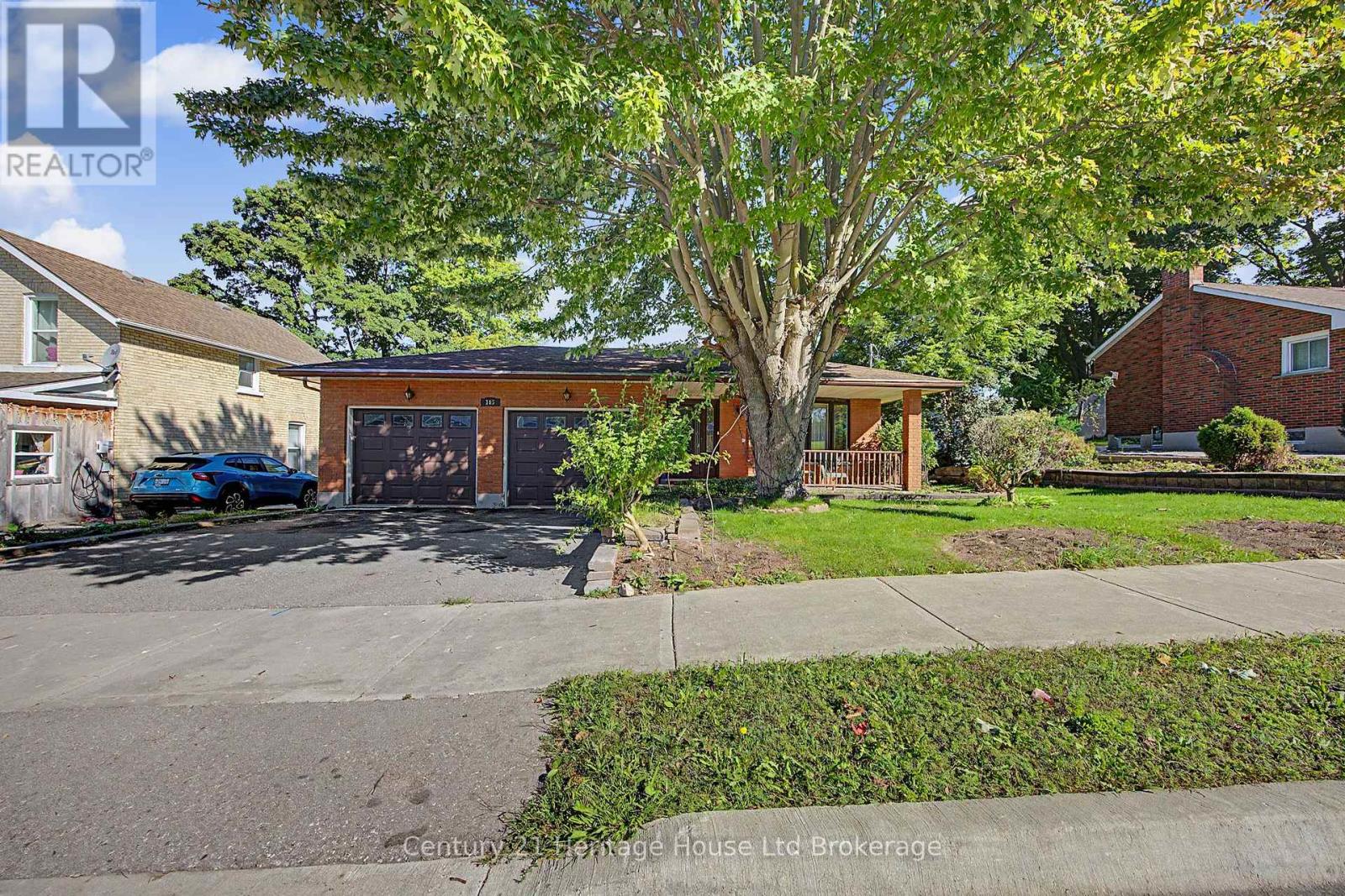 165 Park Row, Woodstock, Ontario N4S 1V9 - Photo 3 - X13780596