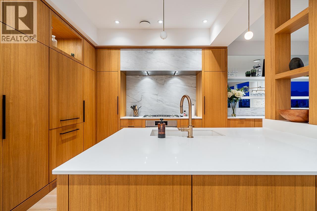 2445 W 1st Avenue, Vancouver, British Columbia  V6K 1G5 - Photo 5 - R3164843
