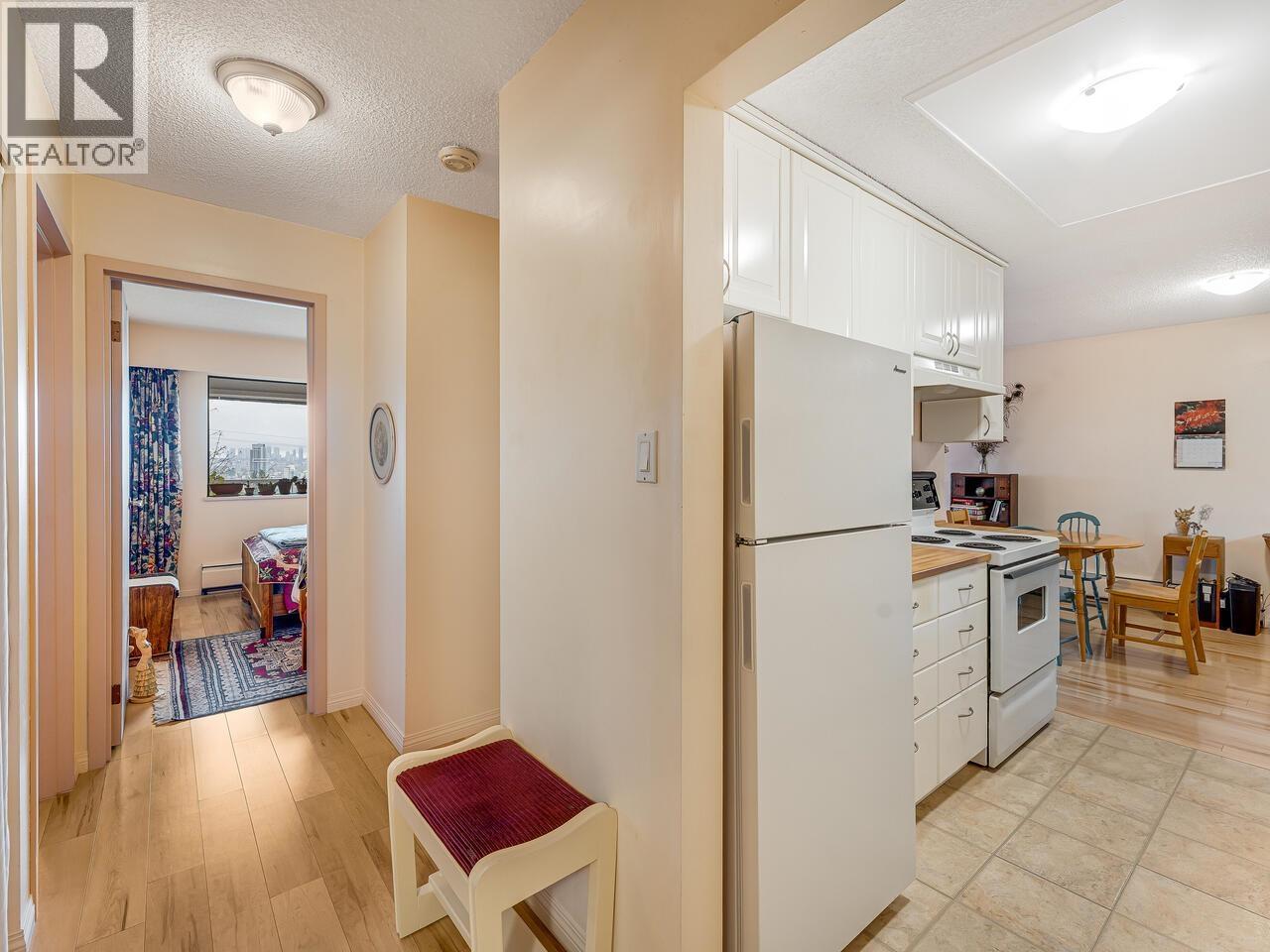 307 5340 Hastings Street, Burnaby, British Columbia  V5B 1R1 - Photo 3 - R3164848