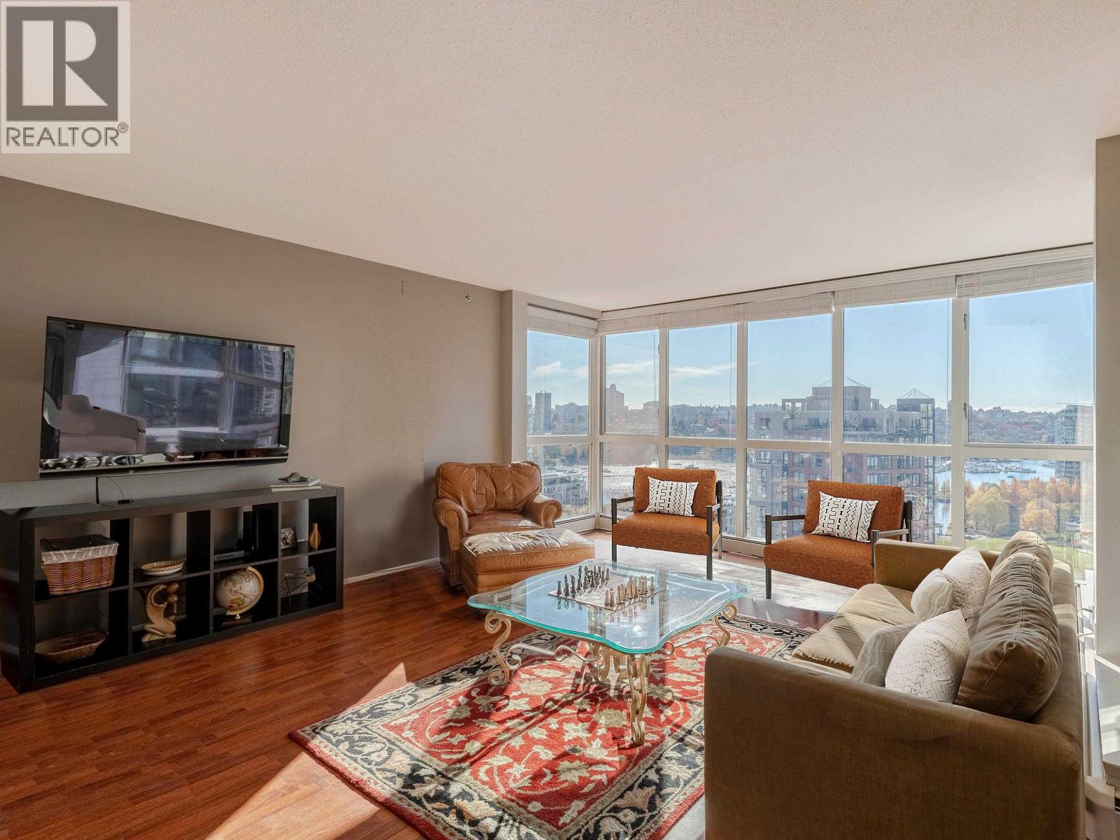 1703 212 Davie Street, Vancouver, British Columbia V6B 5Z4 - Photo 2 - R3164850
