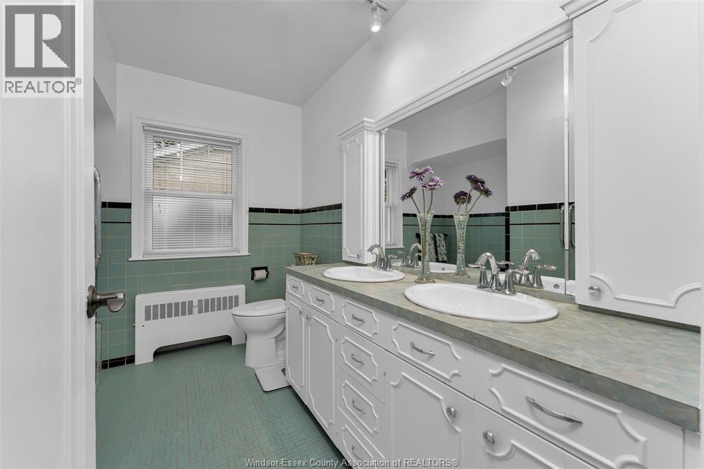 2494 Buckingham, Windsor, Ontario  N8T 2B5 - Photo 18 - 26022417