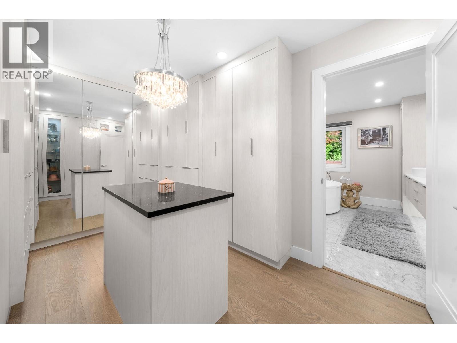 3980 Norwood Avenue, North Vancouver, British Columbia  V7N 3R3 - Photo 19 - R3164839