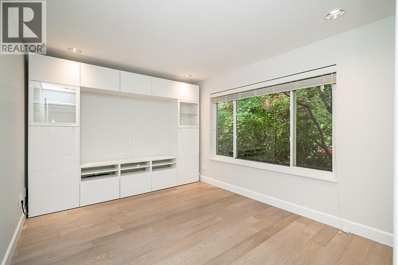 2308 W 14th Avenue, Vancouver, British Columbia  V6K 2W3 - Photo 18 - R3164854
