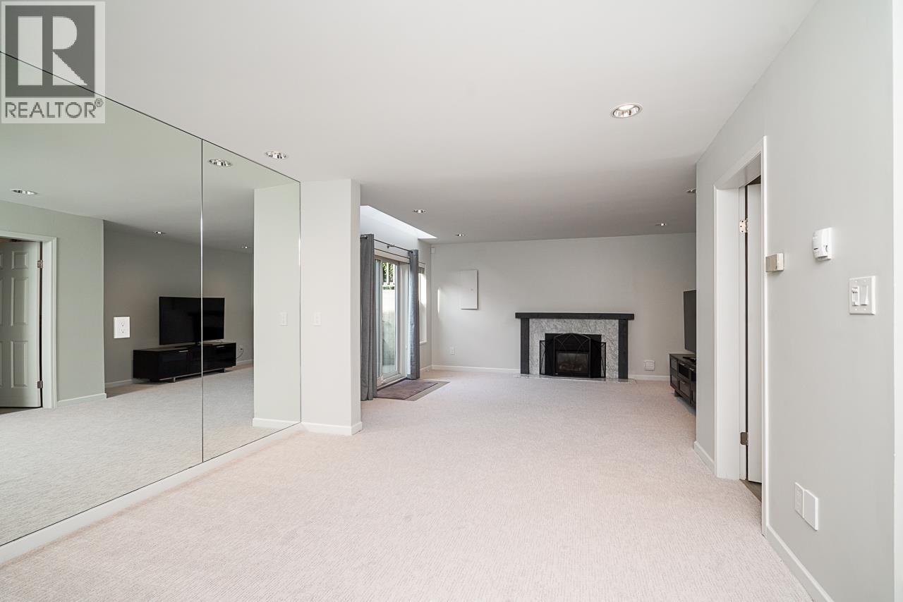 2308 W 14th Avenue, Vancouver, British Columbia  V6K 2W3 - Photo 32 - R3164854