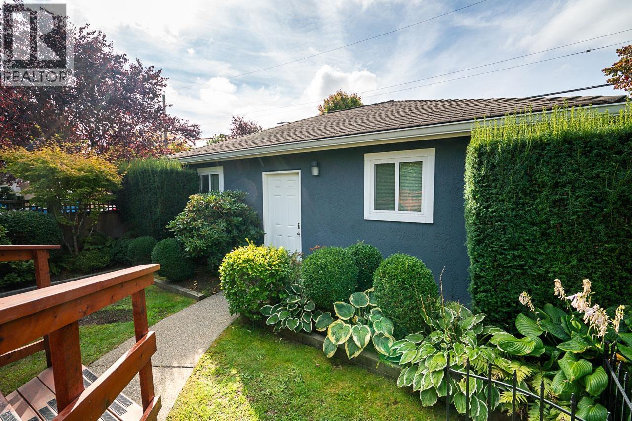 2308 W 14th Avenue, Vancouver, British Columbia  V6K 2W3 - Photo 37 - R3164854