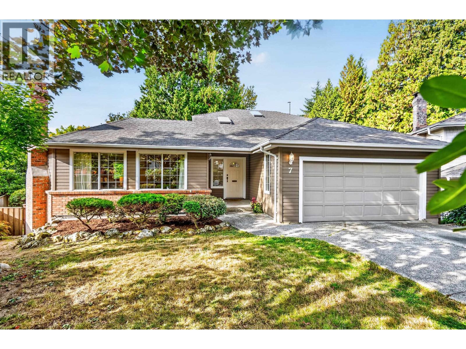 7 Arrow-Wood Close, Port Moody, British Columbia  V3H 4G1 - Photo 6 - R3164856