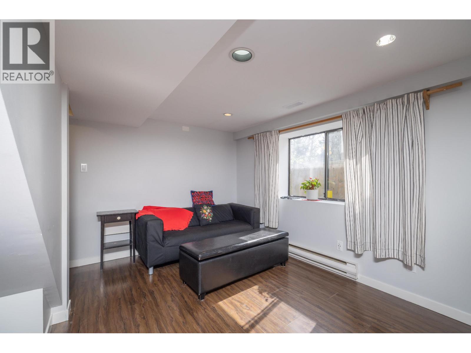 1119 Cloverley Street Street, North Vancouver, British Columbia  V7L 1N7 - Photo 24 - R3164858