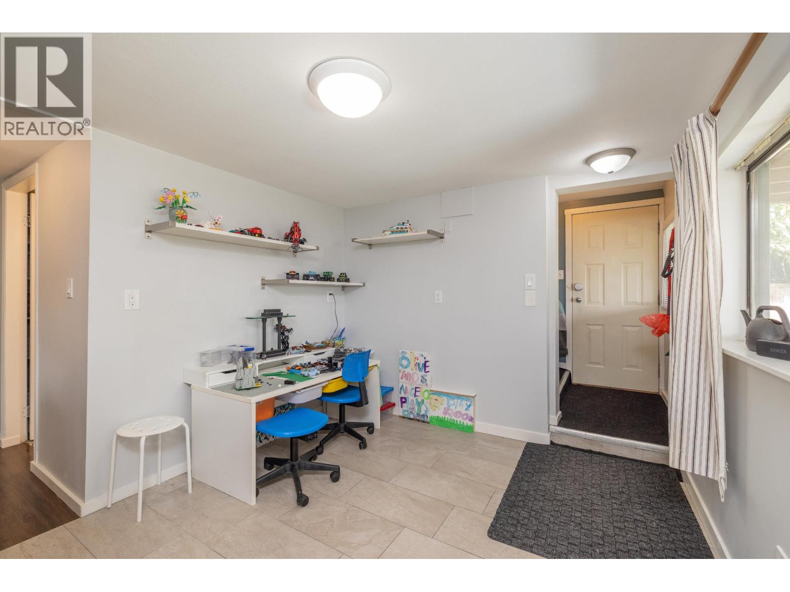 1119 Cloverley Street Street, North Vancouver, British Columbia  V7L 1N7 - Photo 27 - R3164858