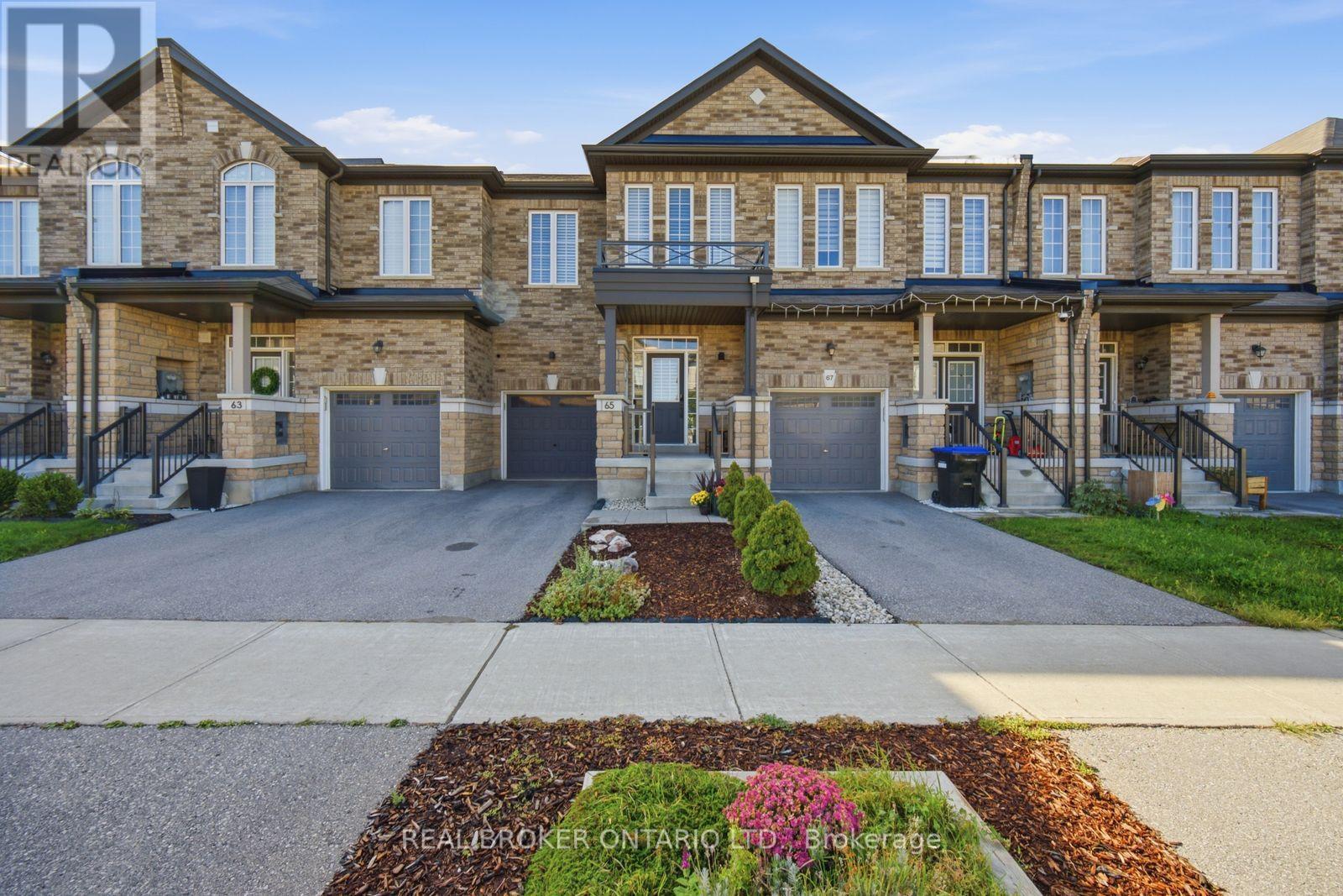 65 Blackwell Crescent, Bradford West Gwillimbury (Bradford), Ontario  L3Z 4L3 - Photo 2 - N13780544